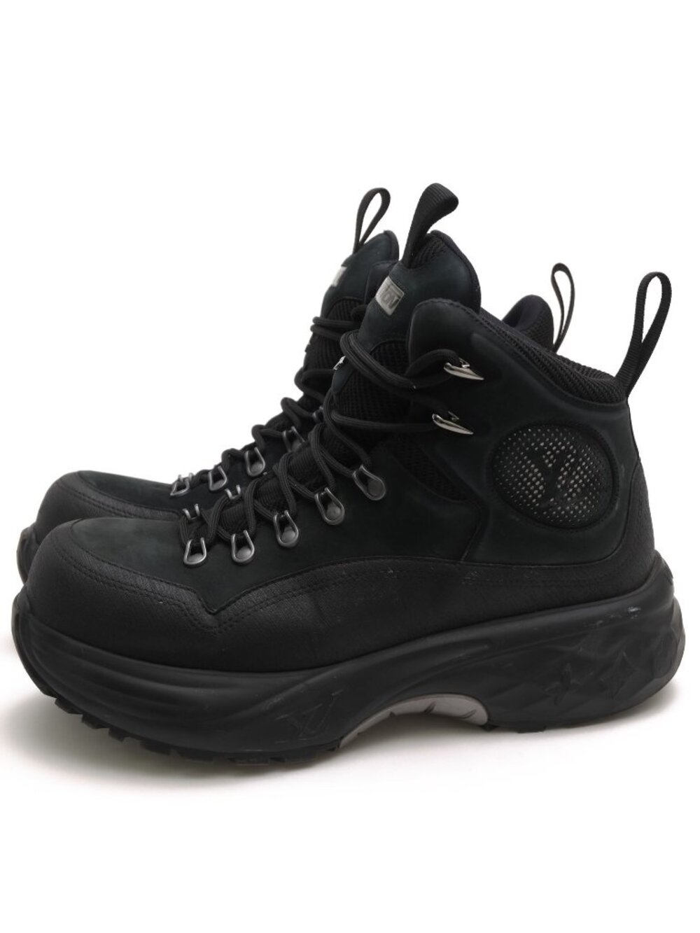 Louis Vuitton Mountain Boots Trekking Shoes Leather Black LV Discovery Ankle